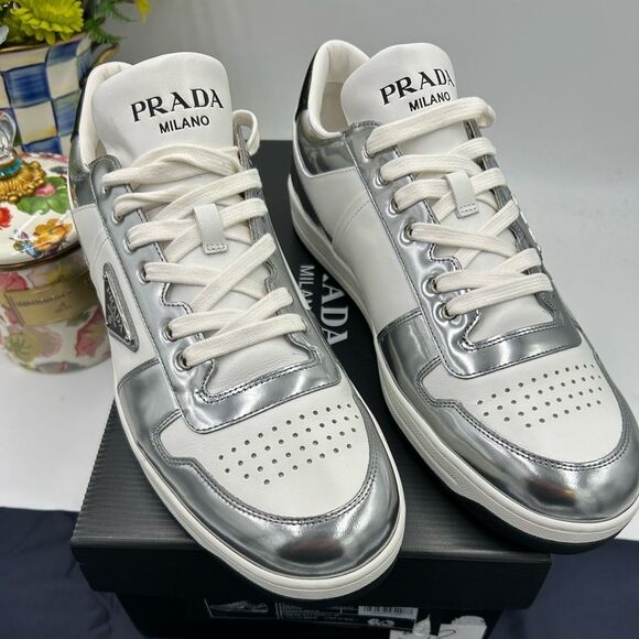 Men's Prada downtown leather logo sneakers size 11 made in Italy - Picture 1 of 11